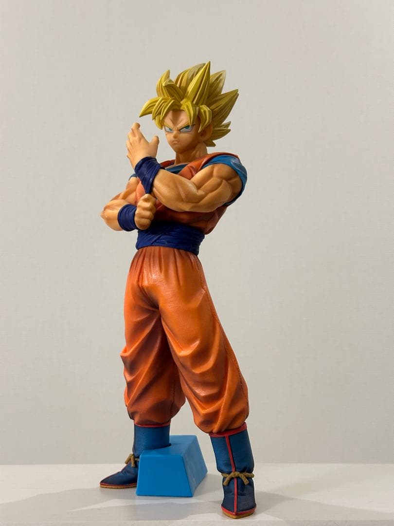 ドラゴンボール　フィギュア　メモリーズ　一番くじ　孫悟空　超サイヤ人　中古
