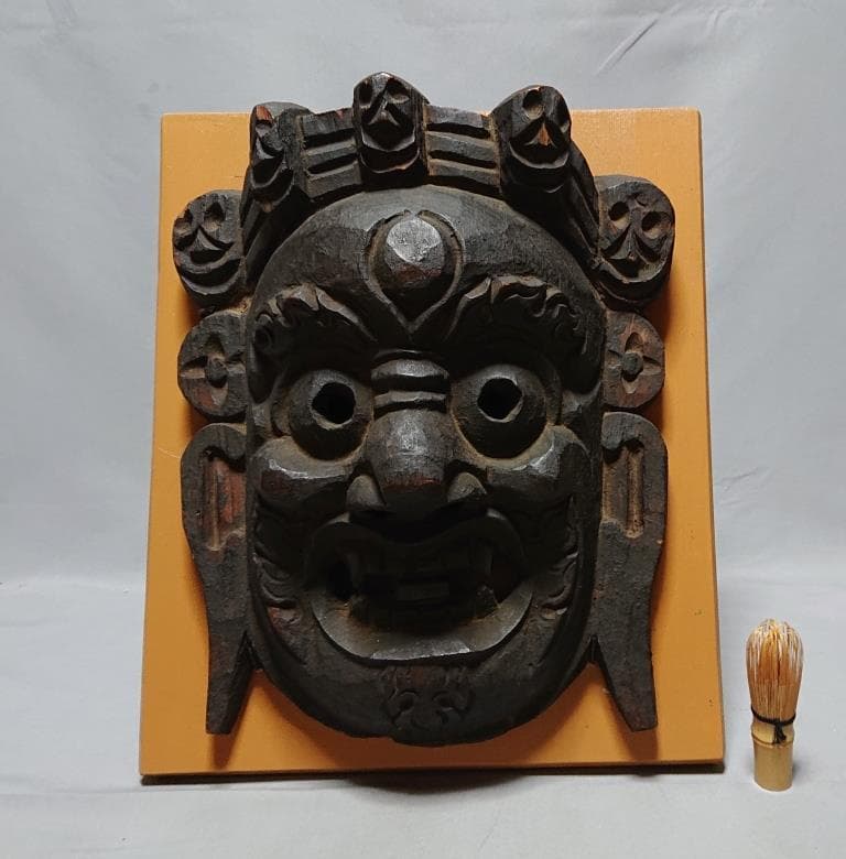 コレクター収集品　木彫　チベットの面