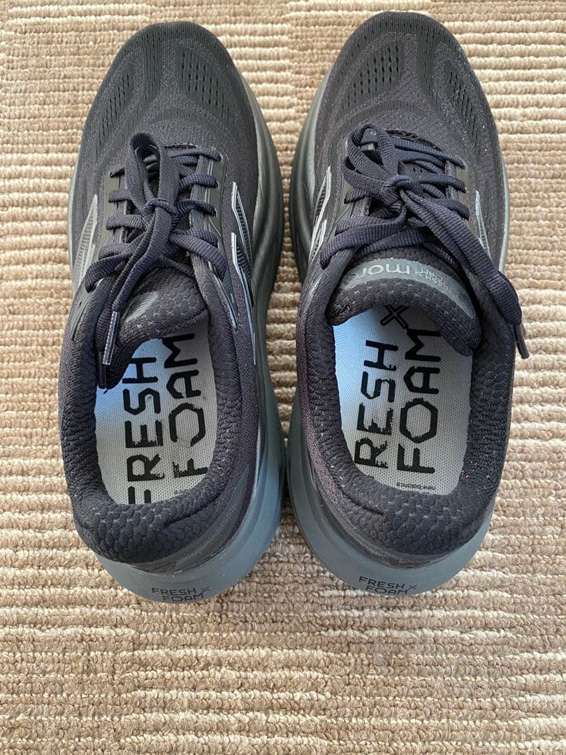 ウォーキング・ランニングウェア new balance Fresh Foam X More v6