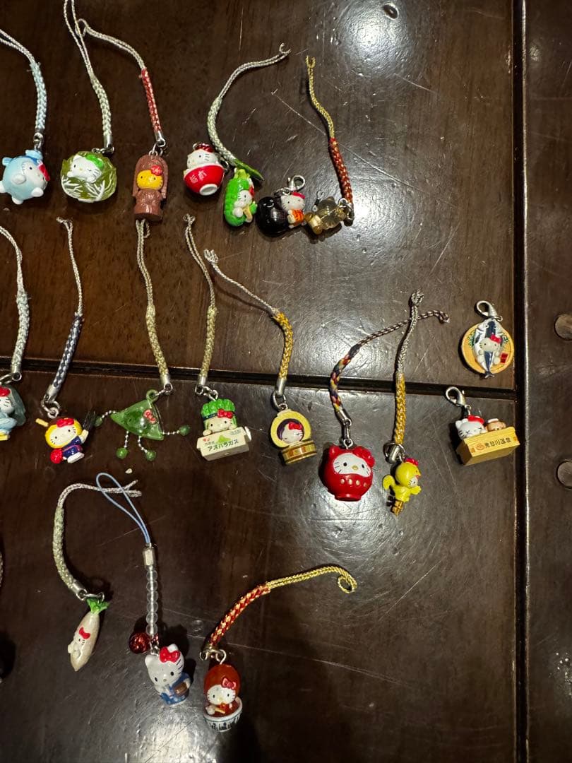 【12/1再値下げ】ご当地キティーストラップ　40個セット