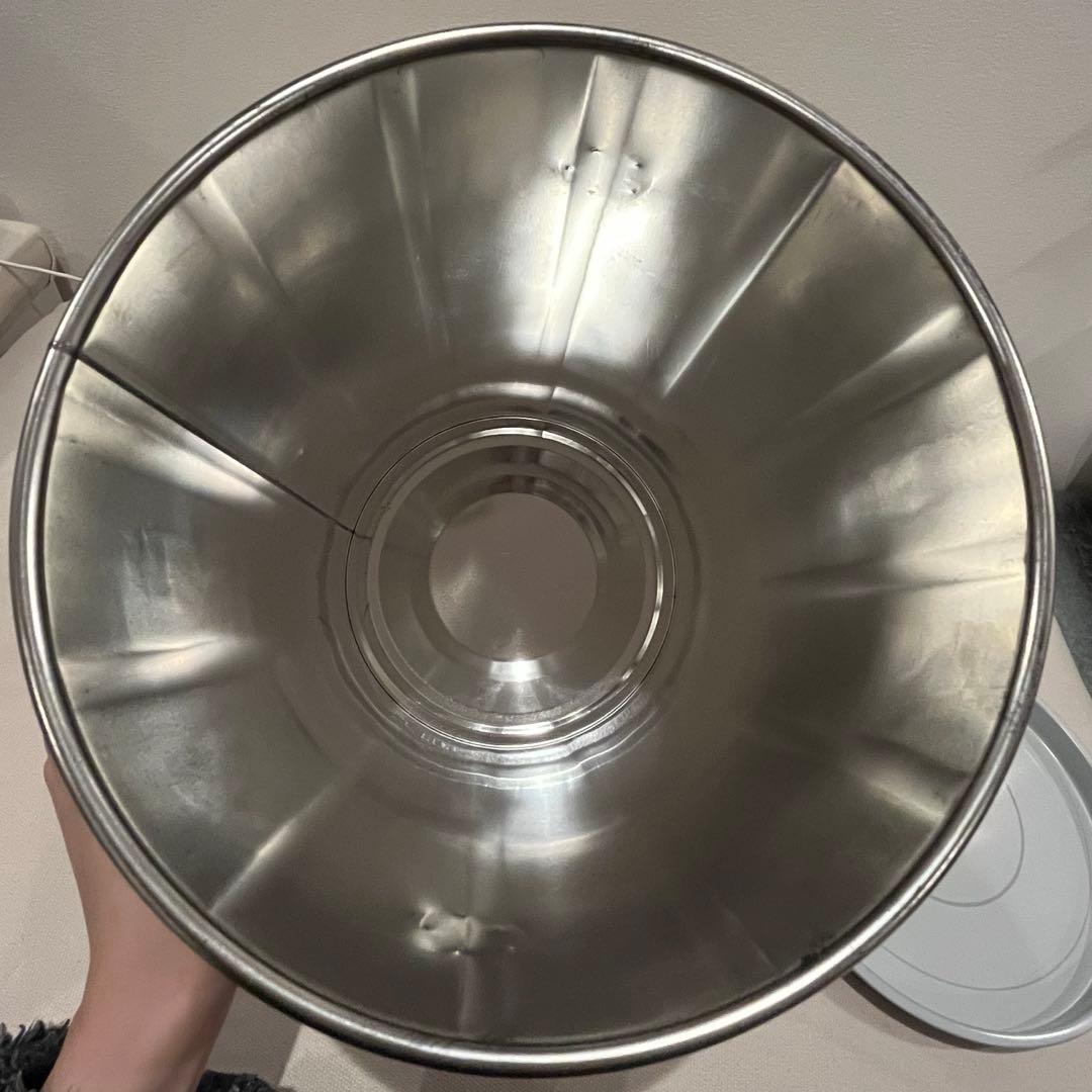 【最終値下げ】ニックン&セイチャン 非売品 キャラクター缶 nissei 貯金箱