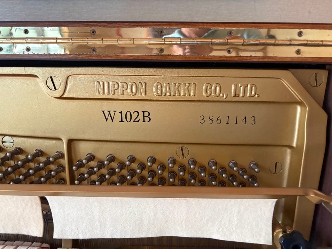 YAMAHA ピアノ W102Ｂウォルナット半艶　大幅に値下げ45→37万円！