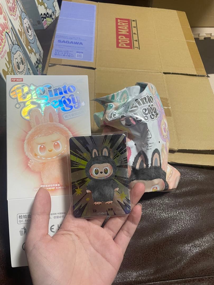 ラブブ LABUBU Big into Energy ID シークレット 正規品