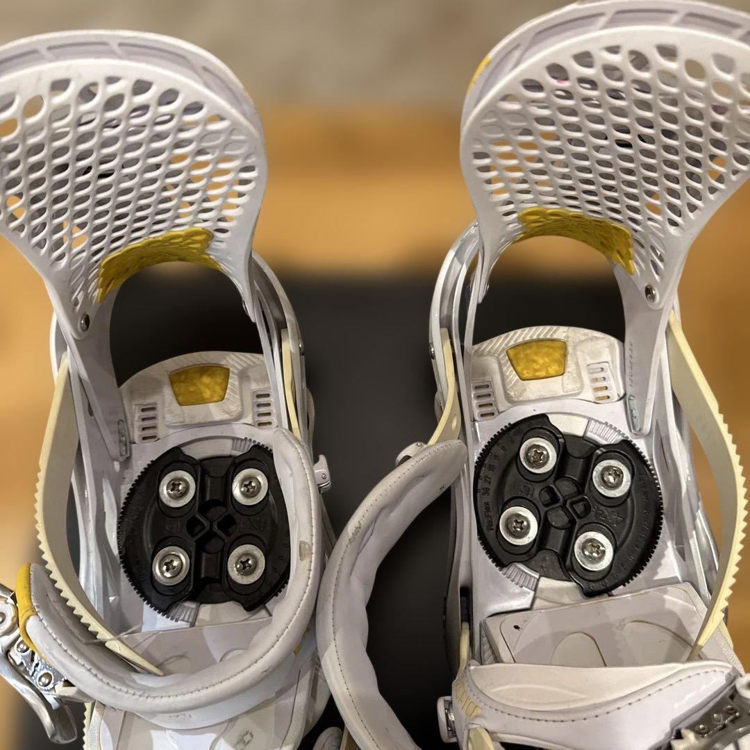 田*男様 BURTON ESCAPADE スノーボード ビンディング ホワイト/