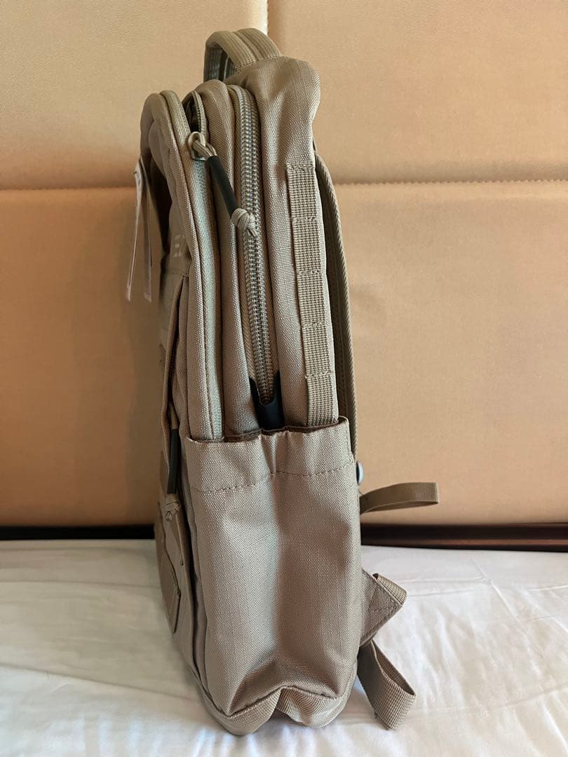 アメリカ直輸入　新品実物　米軍特殊作戦グループ (SOG)用砂漠色戦闘リュック