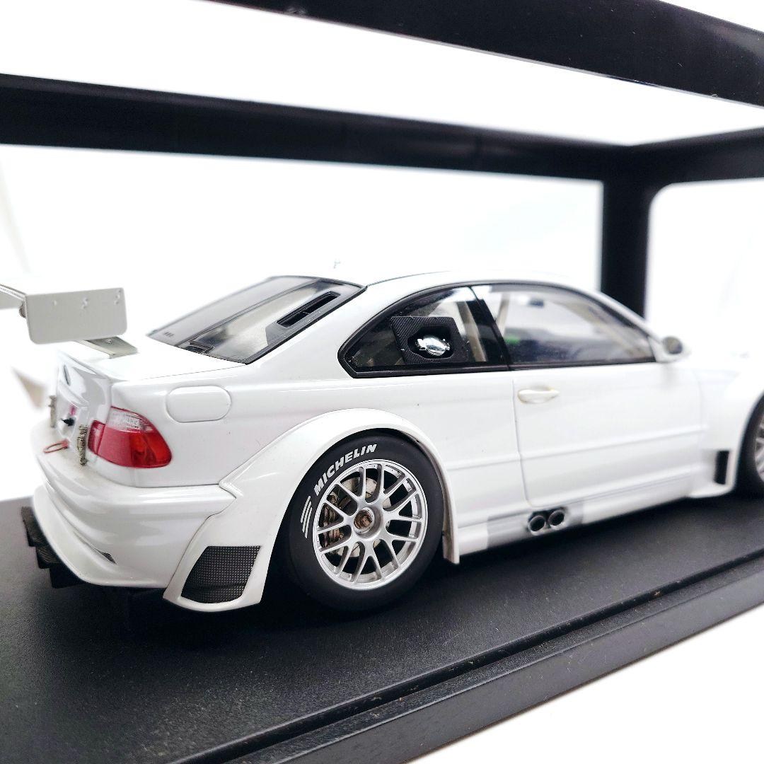 絶版 1/18 オートアート  M3 GT-R ホワイト