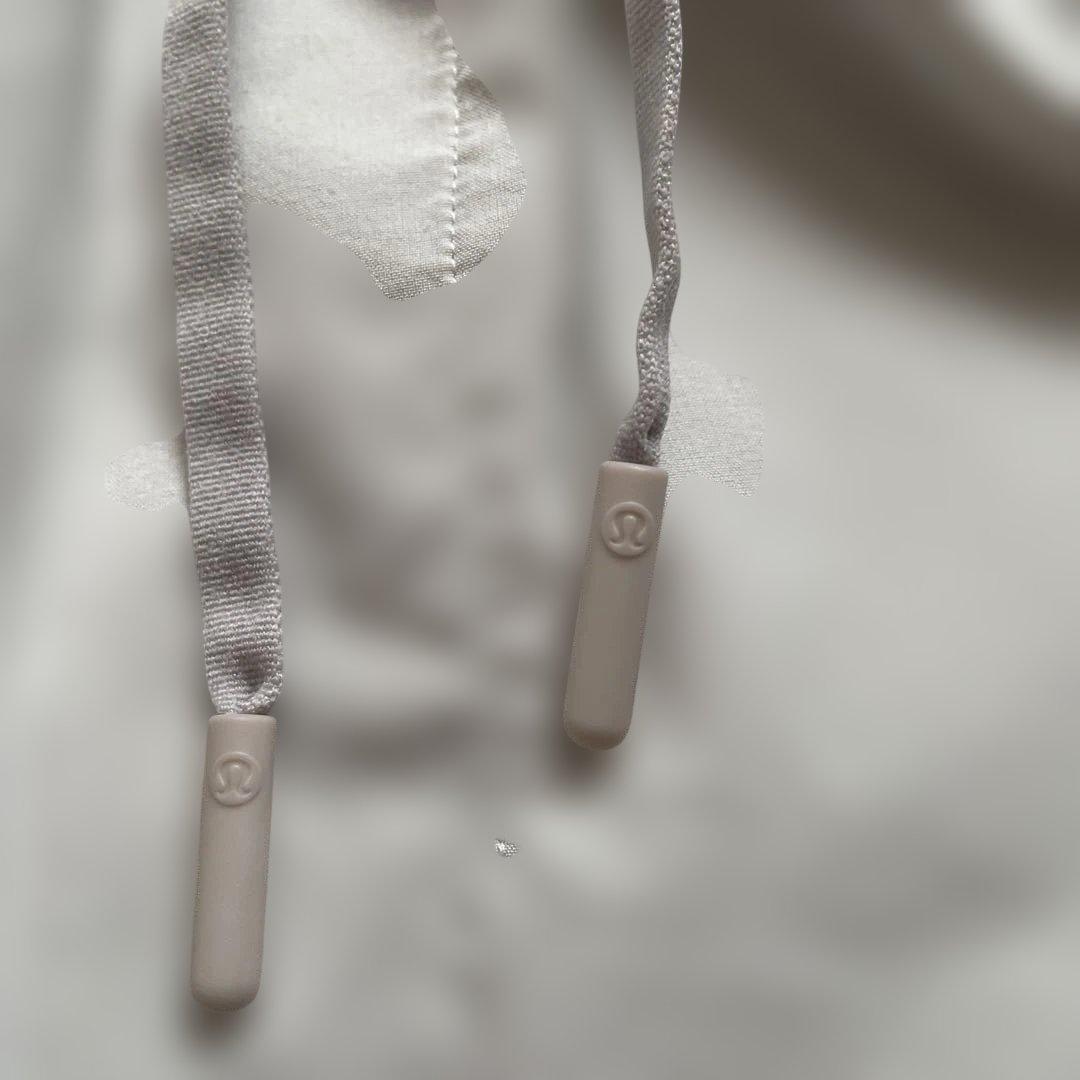 Lululemon グレー ショーツ ウエストゴム