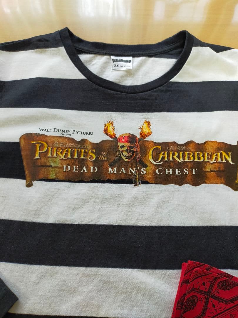 【非売品】パイレーツ・オブ・カリビアンTシャツ＆バンダナ海賊ユニフォームセット