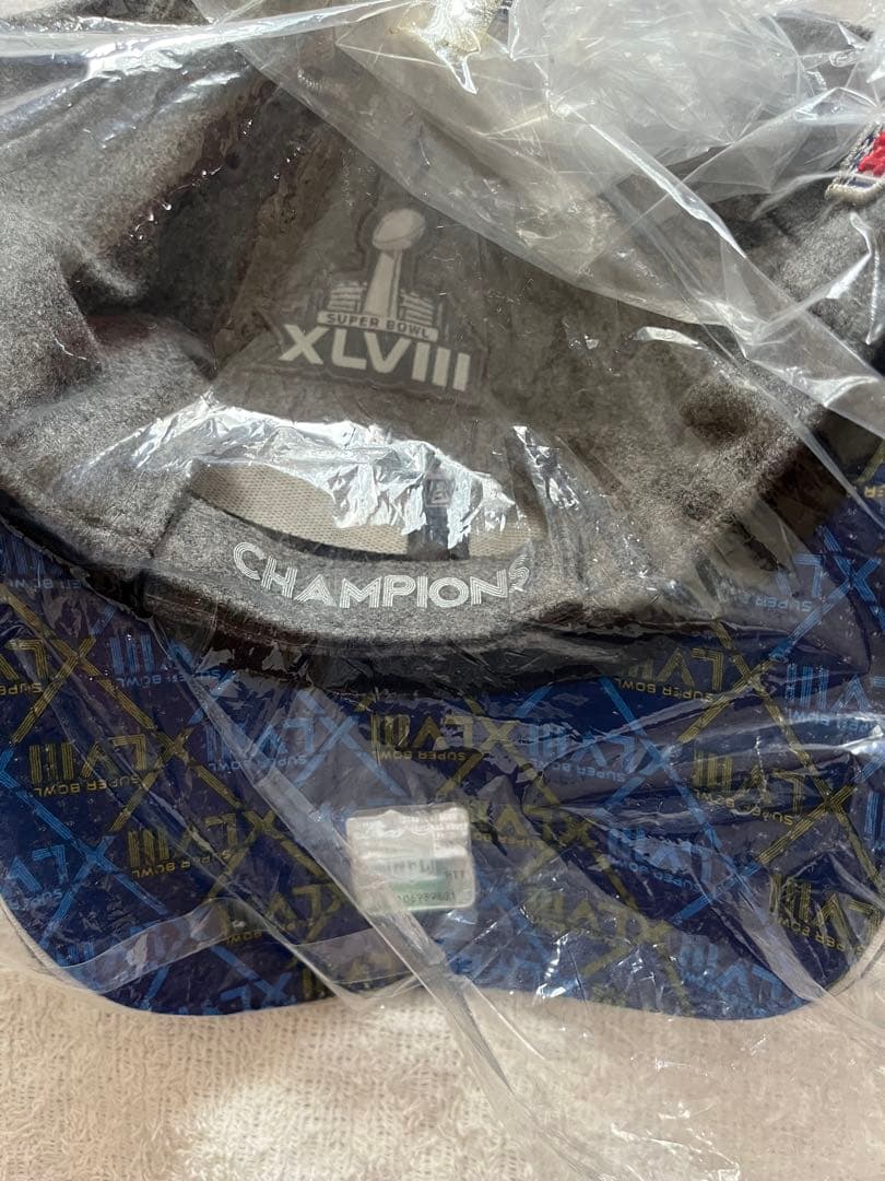 【新品未使用】シアトルシーホークス 第48回スーパーボウル優勝記念　キャップ