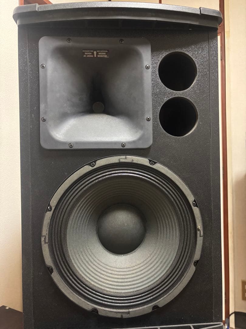 配信機器・PA機器・レコーディング機器 BEHRINGER EUROLIVE B1220