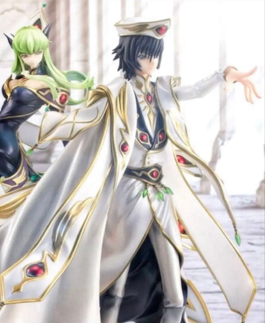 G.E.M. ルルーシュ・ヴィ・ブリタニア　コードギアス　R2皇帝　フィギュア