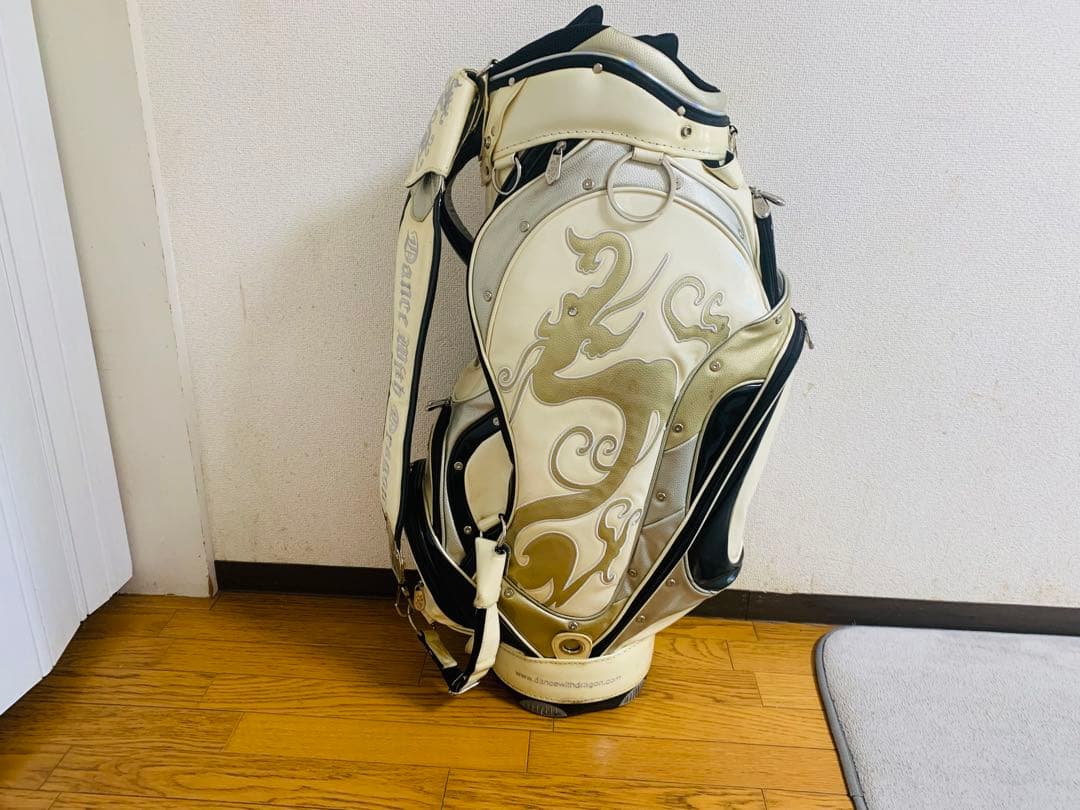 ダンス・ウイズ・ドラゴン ホワイトゴルフバッグ (消毒済)