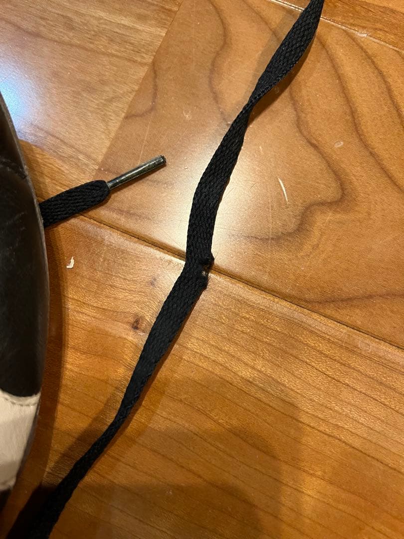 アディダス　サッカースパイク　ノヴァ　レア　25.5センチ