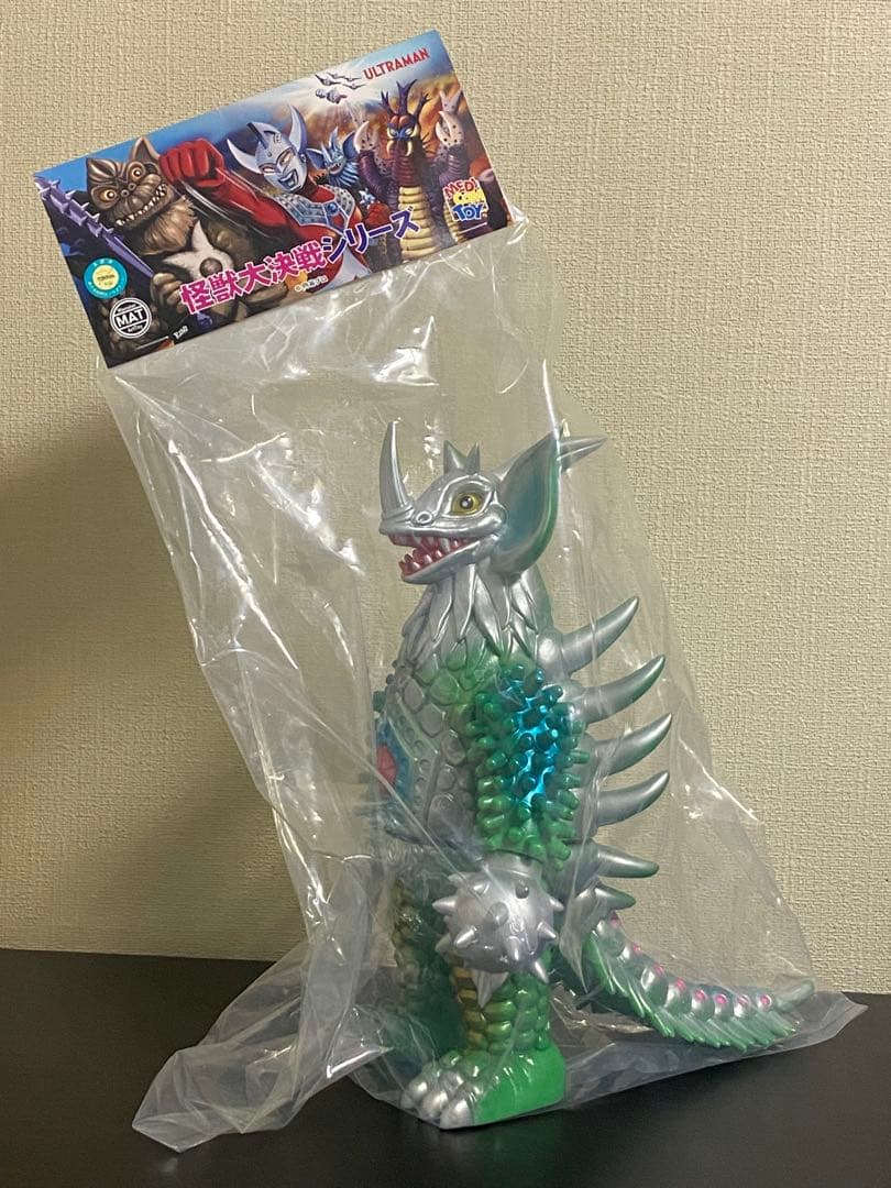 メディコムトイ 怪獣大決戦シリーズ タイラント MAT 1期