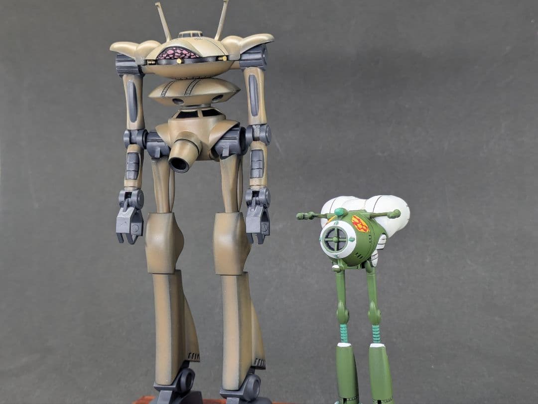 伝説巨神イデオン　バックフラン宇宙軍制式重機動メカ　ジグ・マック/アディゴ完成品