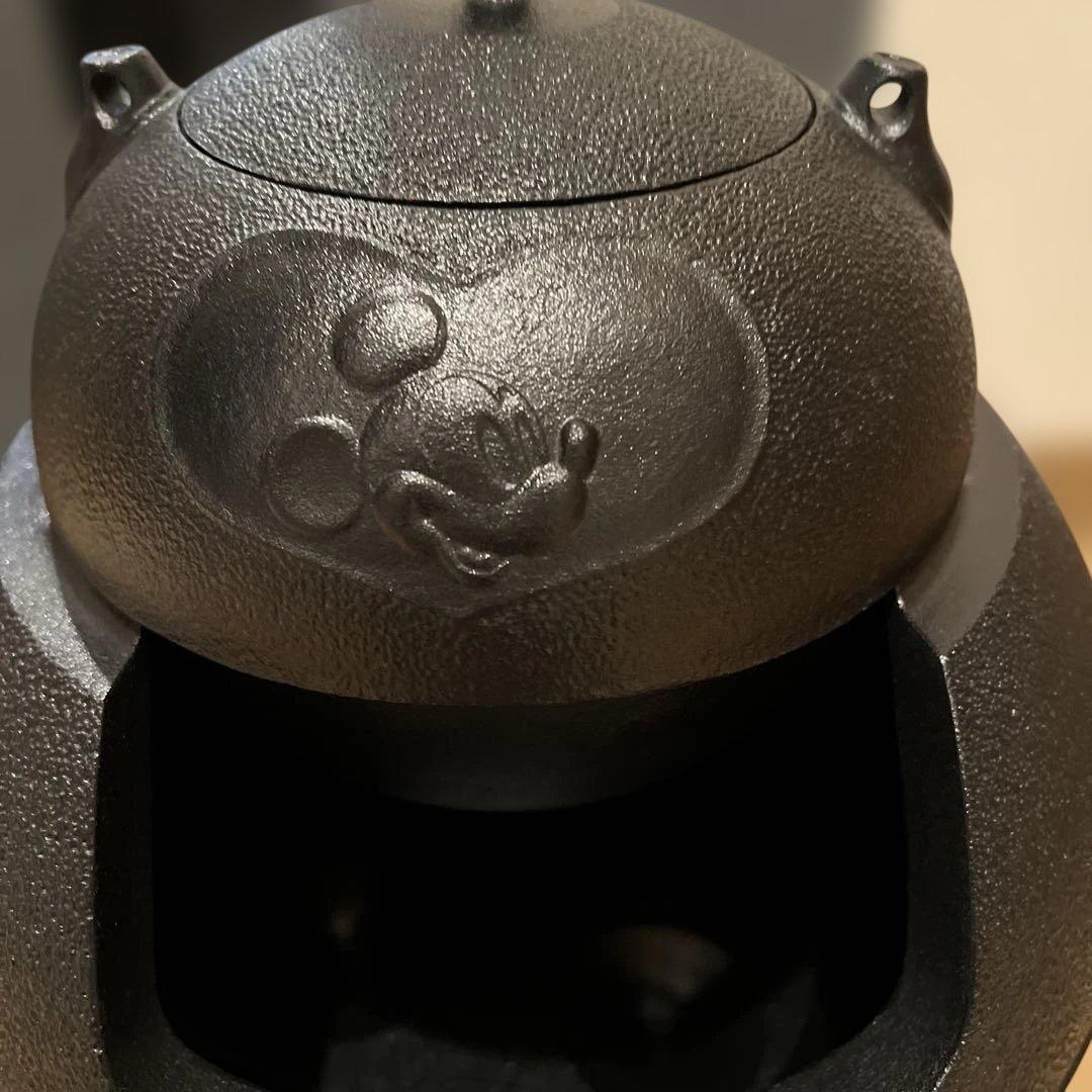 風炉釜　ミッキーマウス