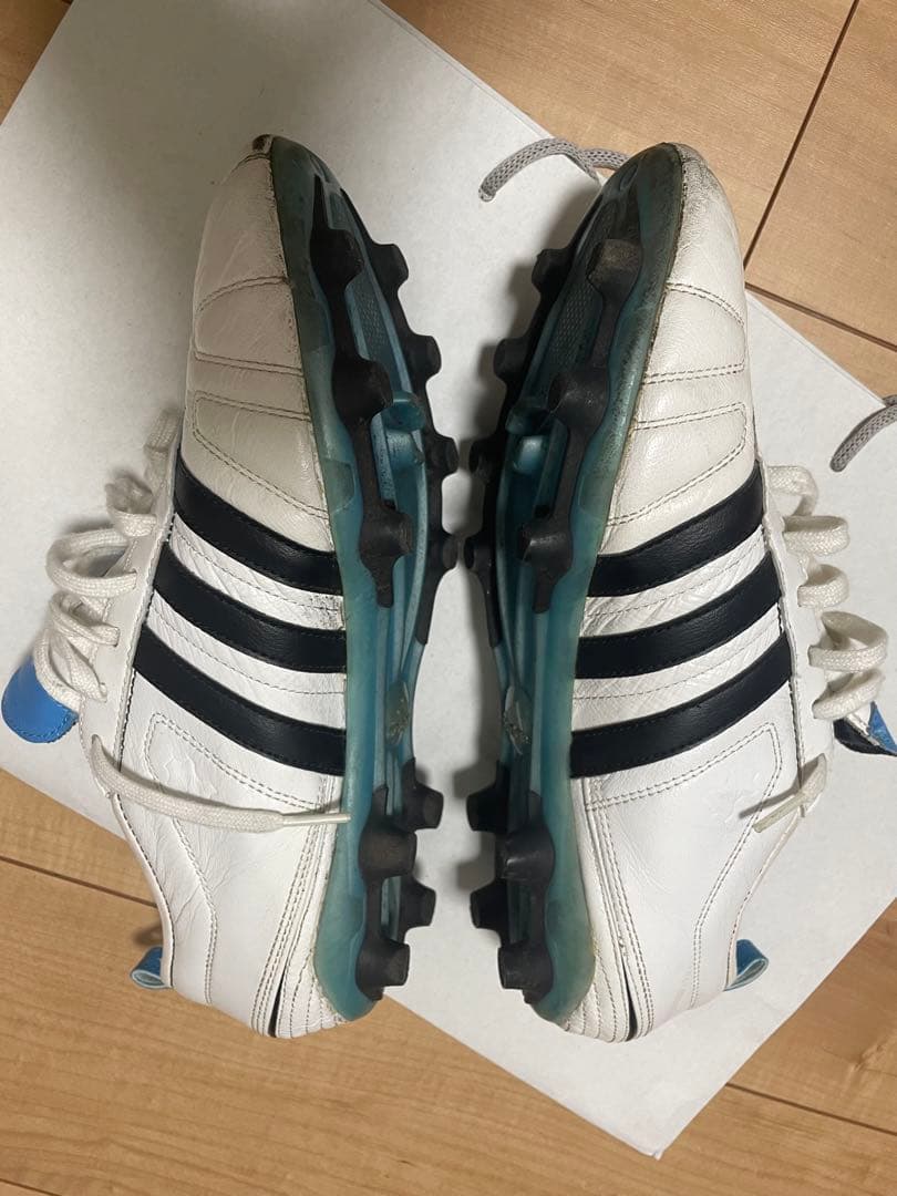 アディダス アディピュアジャパン4 ホワイト×ブラック×ブルー 28.5cm
