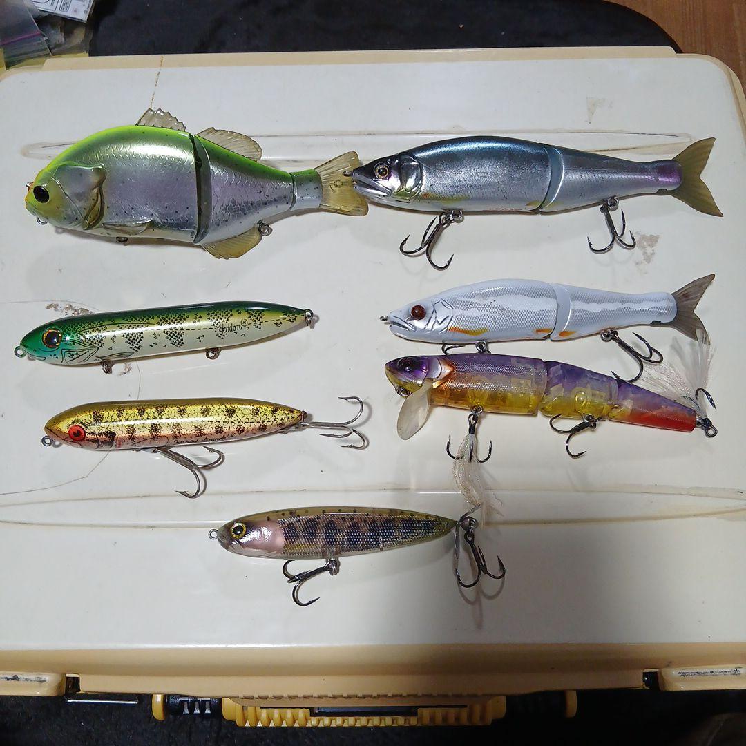 バス釣り引退セット235000セットはワームも込みになります。