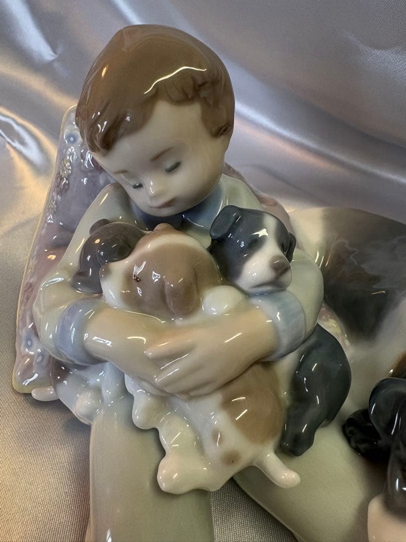 LADRO リヤドロ フィギュリン みんなおねんね