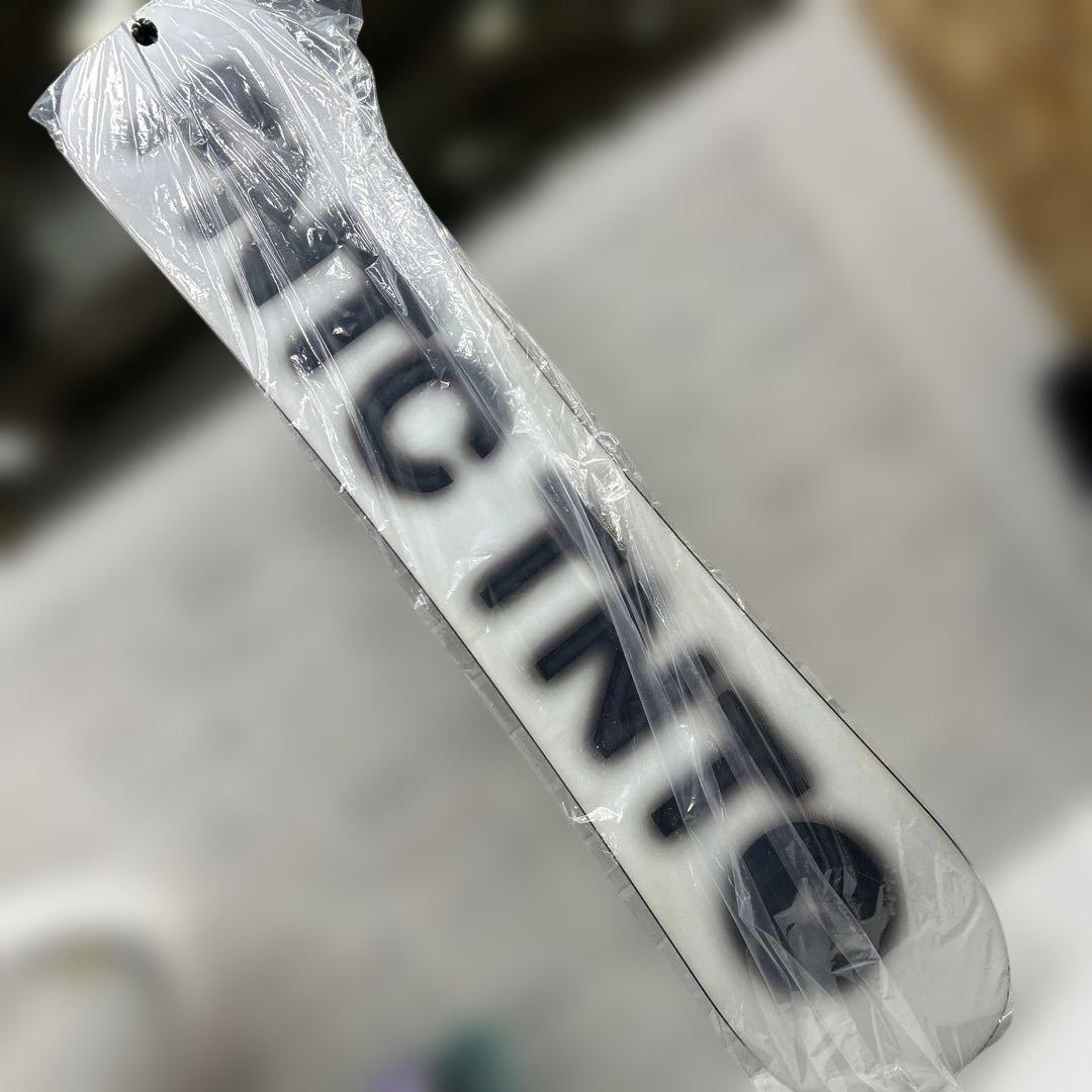 7239 スノーボード FNTC TNTC 22-23モデル 147cm