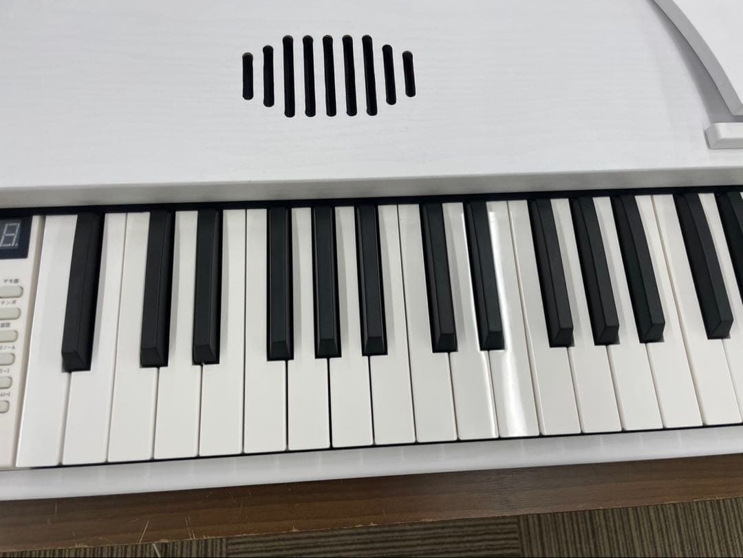 電子ピアノ88鍵盤　給電タイプ　木目調ボディ　ホワイト