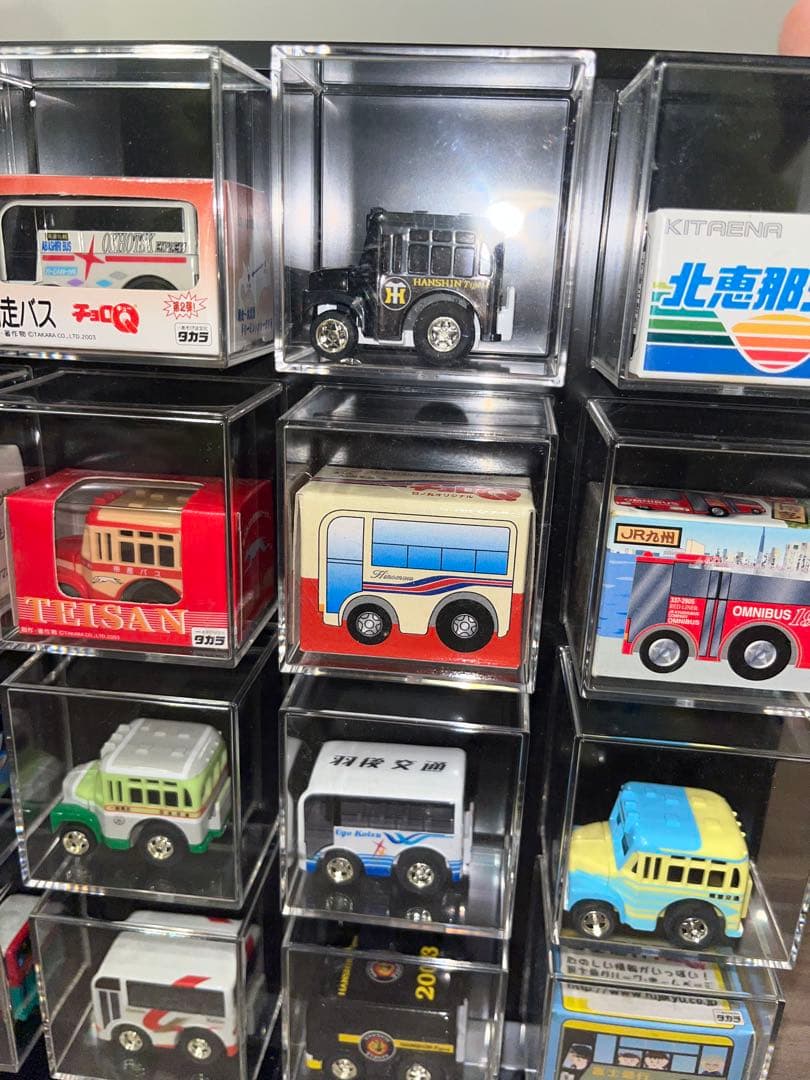 バスミニカーセット20台 チョロQ 希少品多数　コレクションケースつき