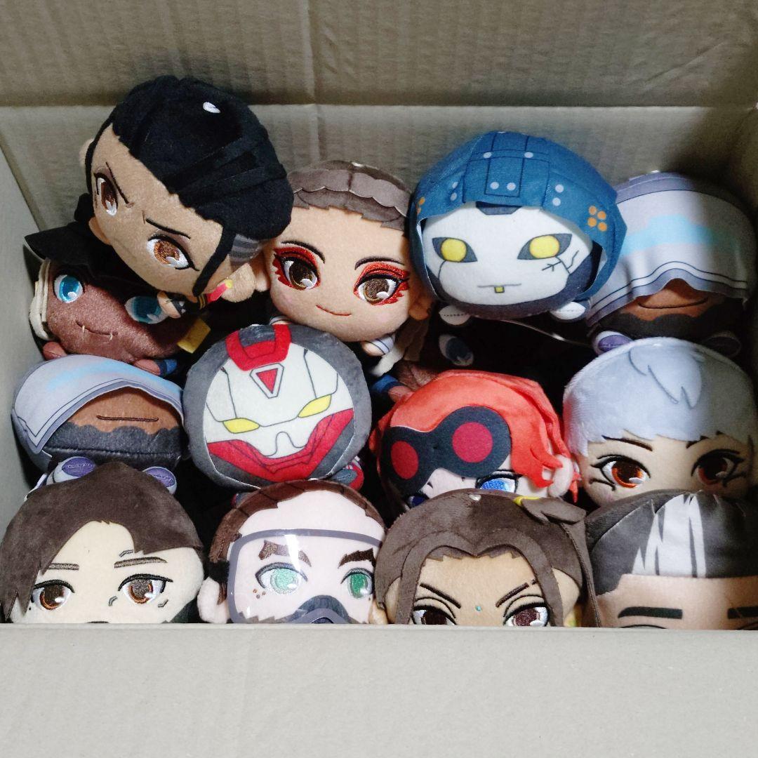 APEX LEGENDS 寝そべり ぬいぐるみ 缶バッジ まとめ売り 【33点】