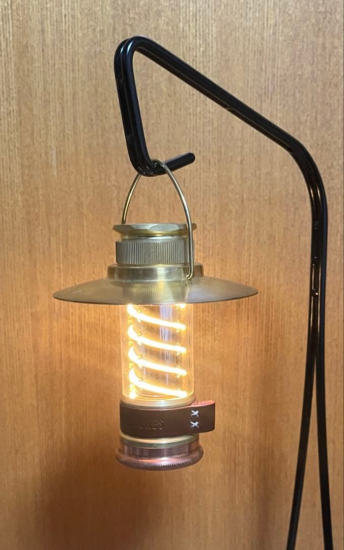 ベアボーンズ リビング　エジソン ライトスティック　シェード付き　①