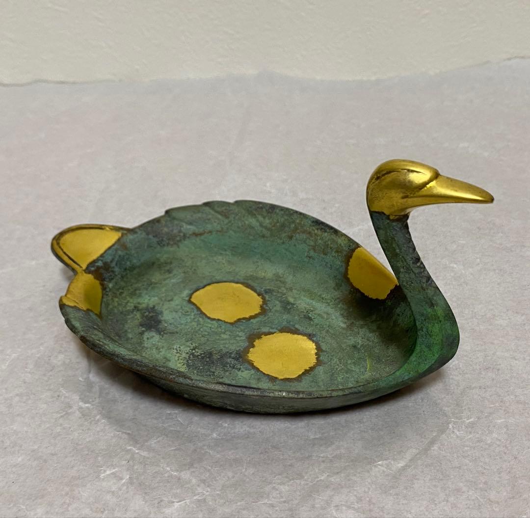 秦蔵六造り　塗金銅花生と塗金銅瑞鳥置物のセット