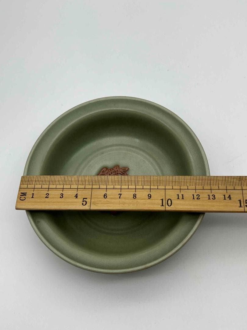 南宋時代　青磁　龍泉窯双魚盤　青磁皿　唐物　古賞物　時代物　(A-72)