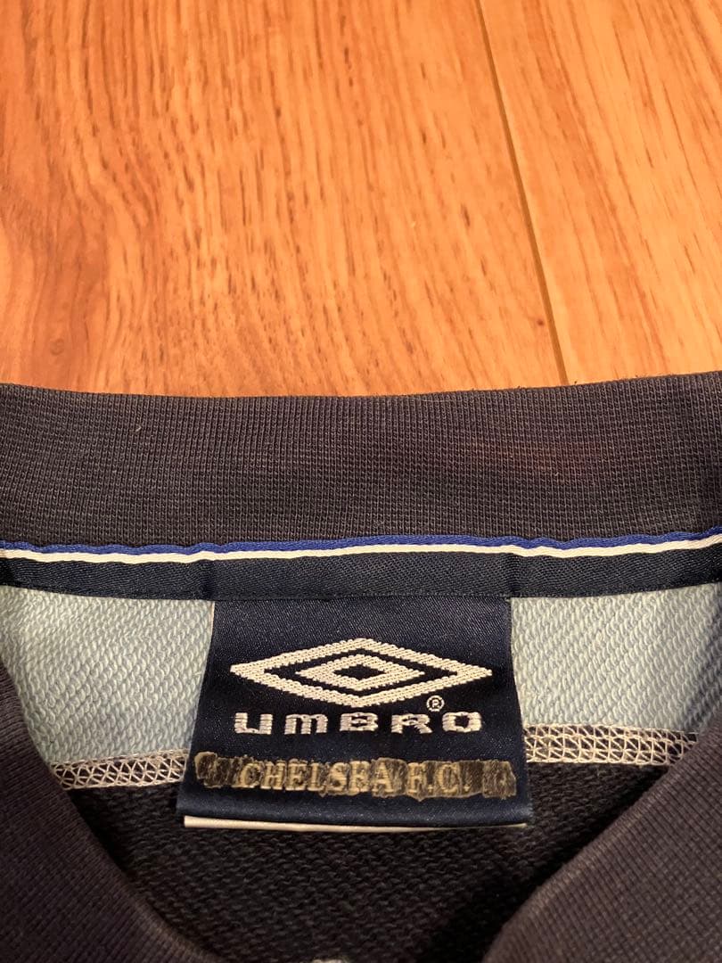 チェルシーFC UMBRO スウェット 古着 青 黒 刺繍