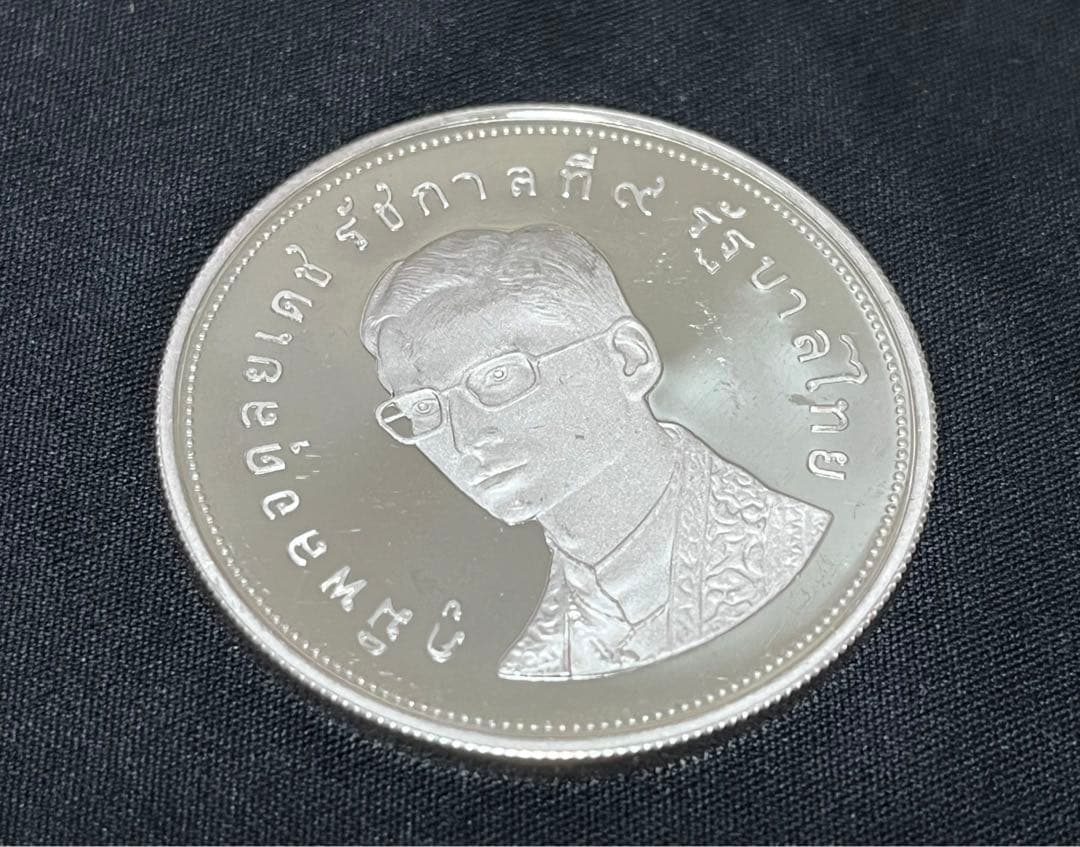 タイ1974年 銀プルーフ 鹿 100バーツ硬貨