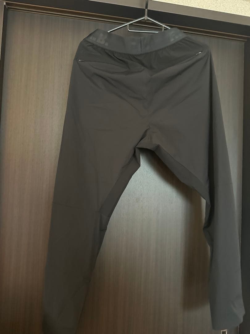 ブリストルズボン　シャカシャカ