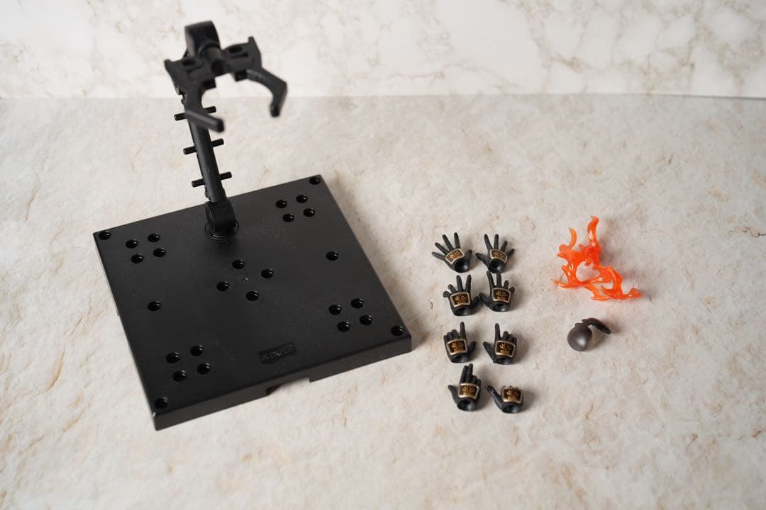 【塗装済完成品】　Blokees 仮面ライダークウガ　アルティメットフォーム