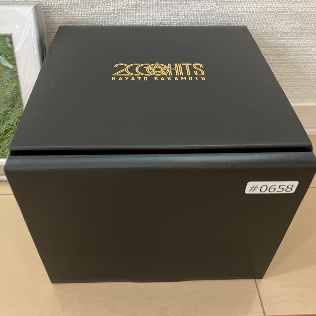 坂本勇人選手　2000安打記念モニュメントボール