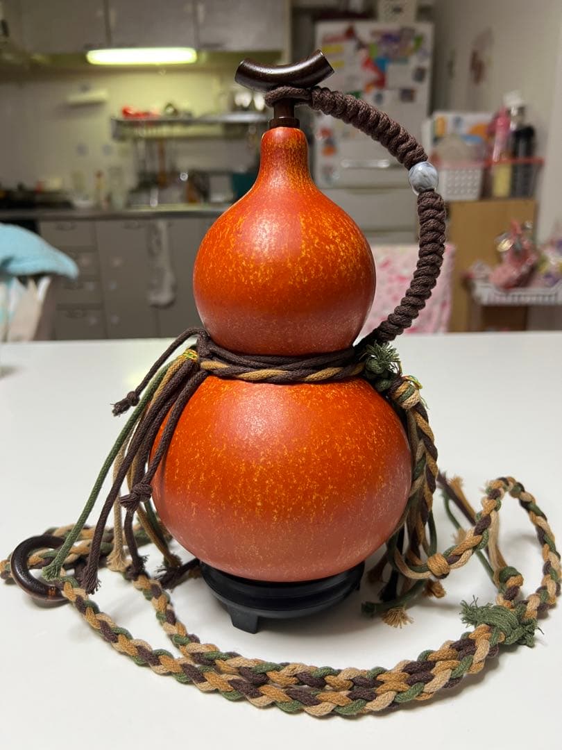 天然 酒葫芦(ひょうたん)約900ml 大漆仕上げ 未使用 台座付 縁起物