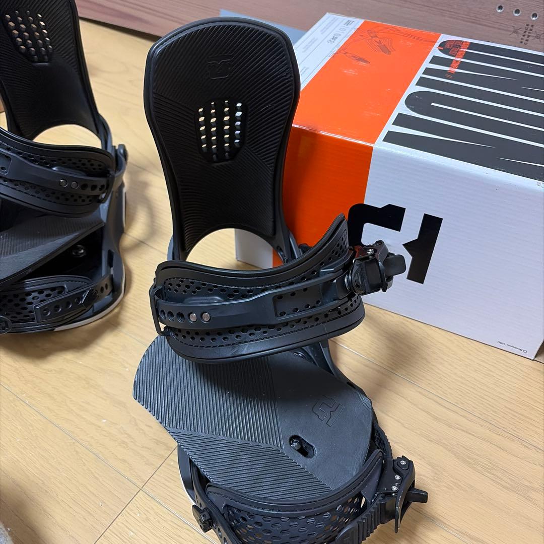 ユニオン　フォース　スノーボードビンディング ブラック sサイズ　24-25