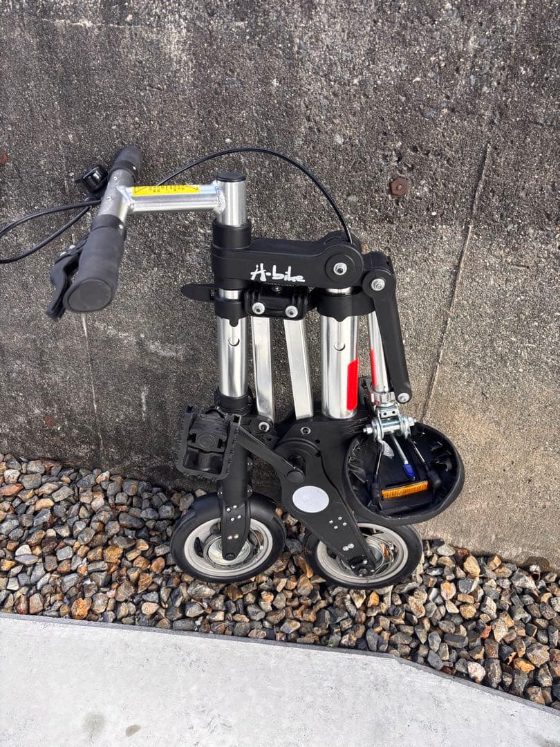 A-bike city 約8㌅タイヤ ノーパンクタイヤ 超軽量（約7.3kg）