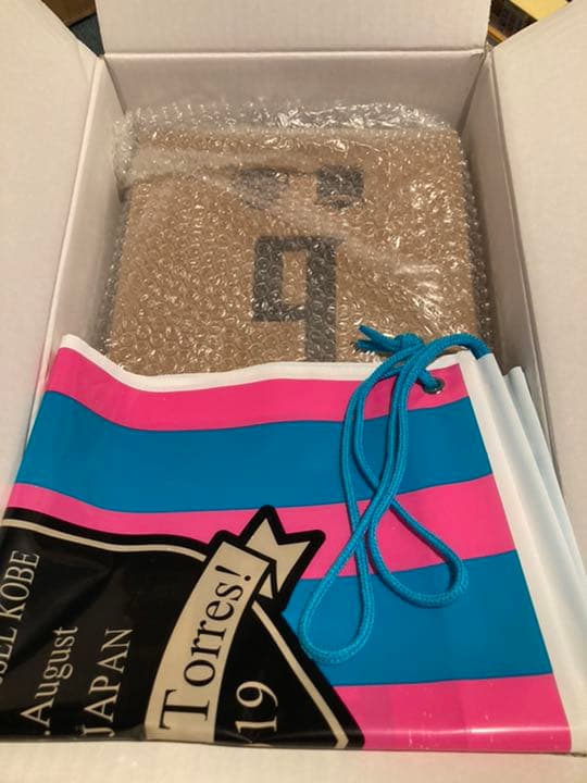 フェルナンドトーレス 引退　スペシャル限定ボックス