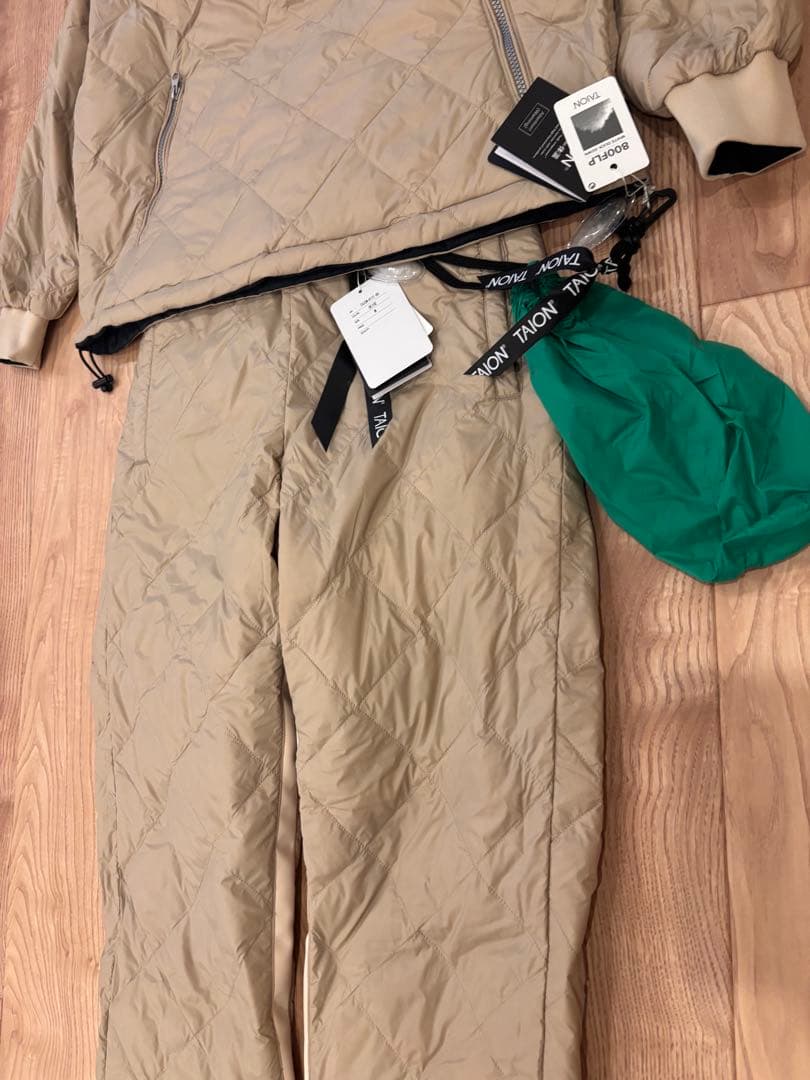 ビームスゴルフ　TAION コラボ　リバーシブル ダウン セットアップ　L