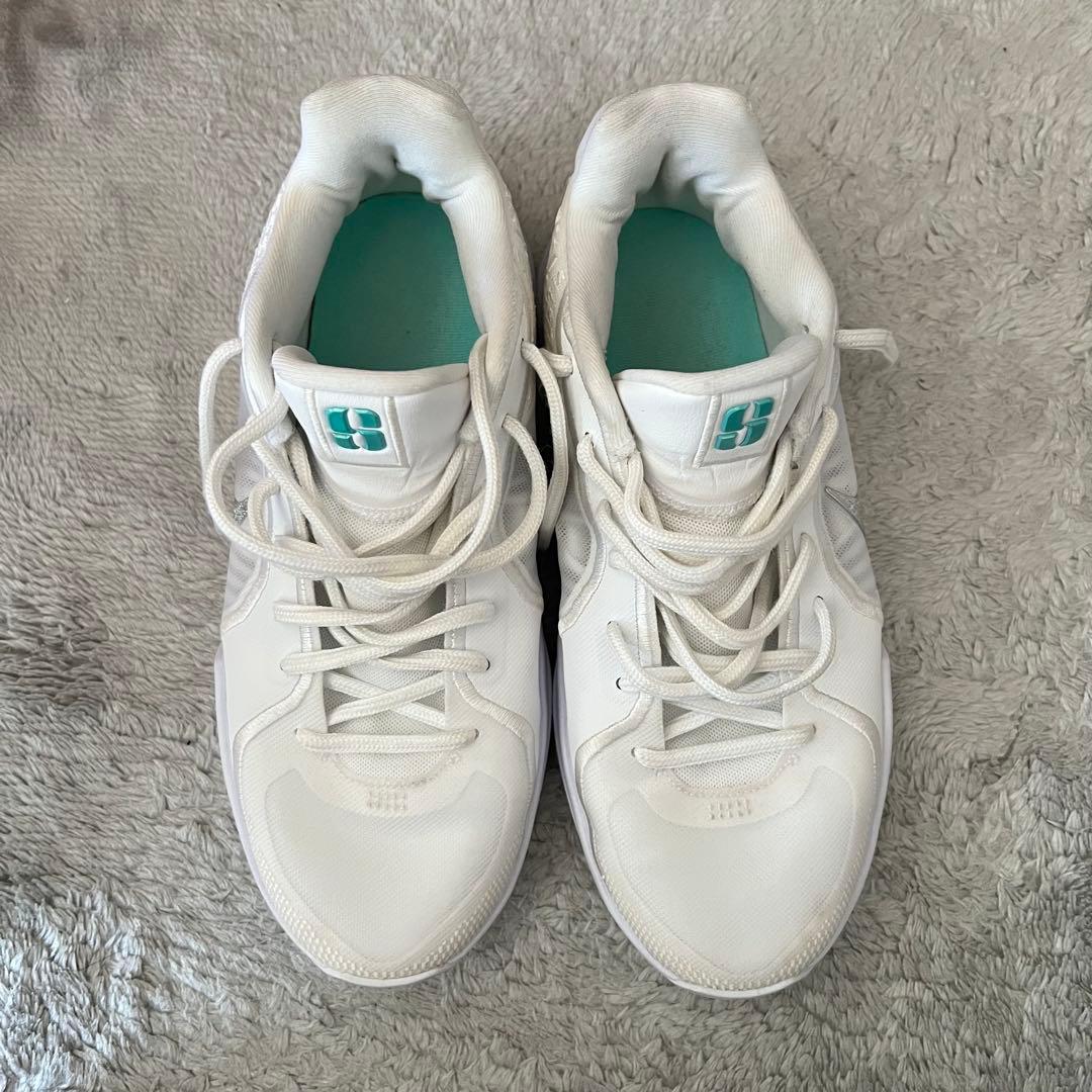 ナイキ ホワイト スニーカー