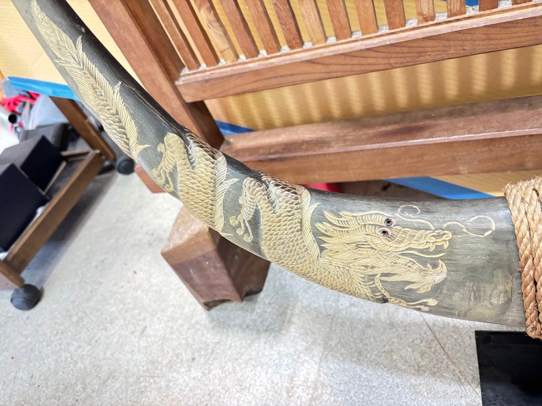 珍品 水牛の角のドラゴン彫刻置物 約９０cm 激安の投売り