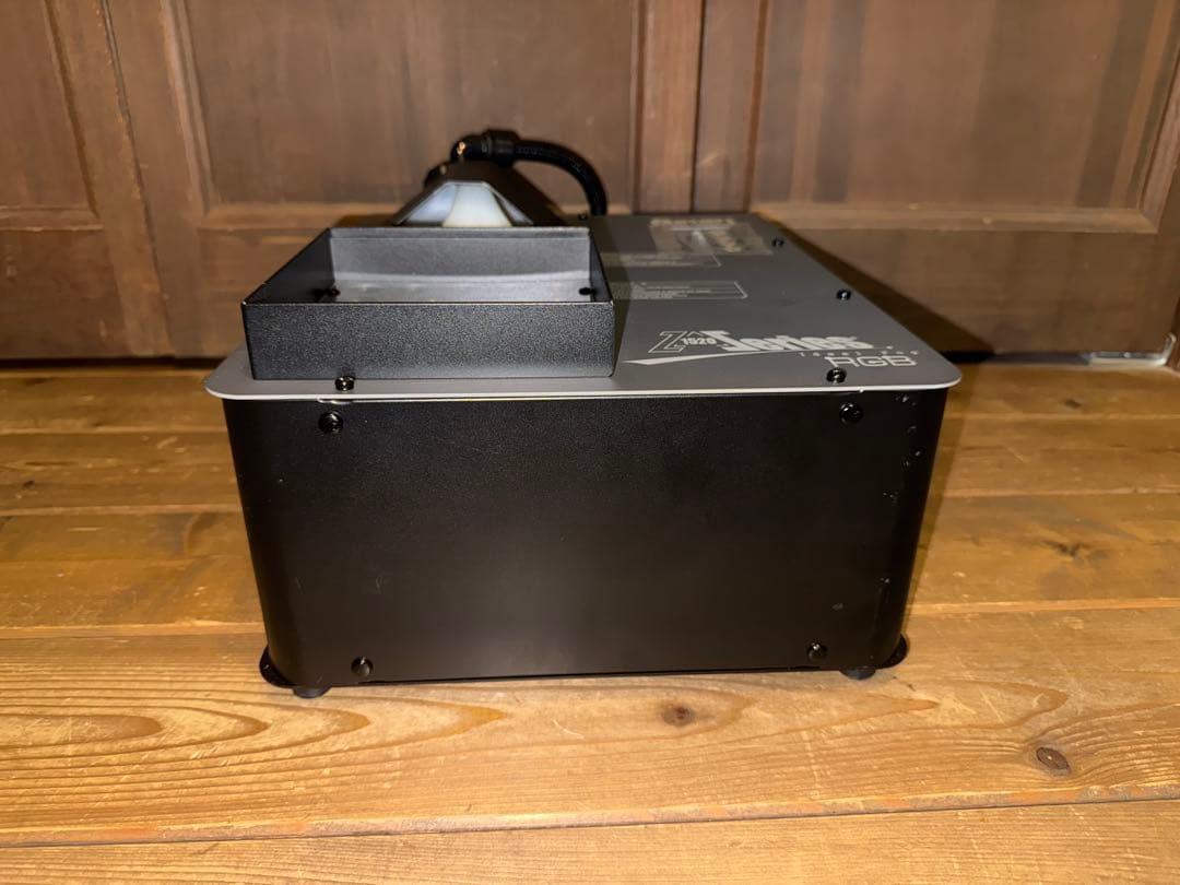 美品　ANTARI ( アンタリ ) Z-1520 RGB フォグマシン