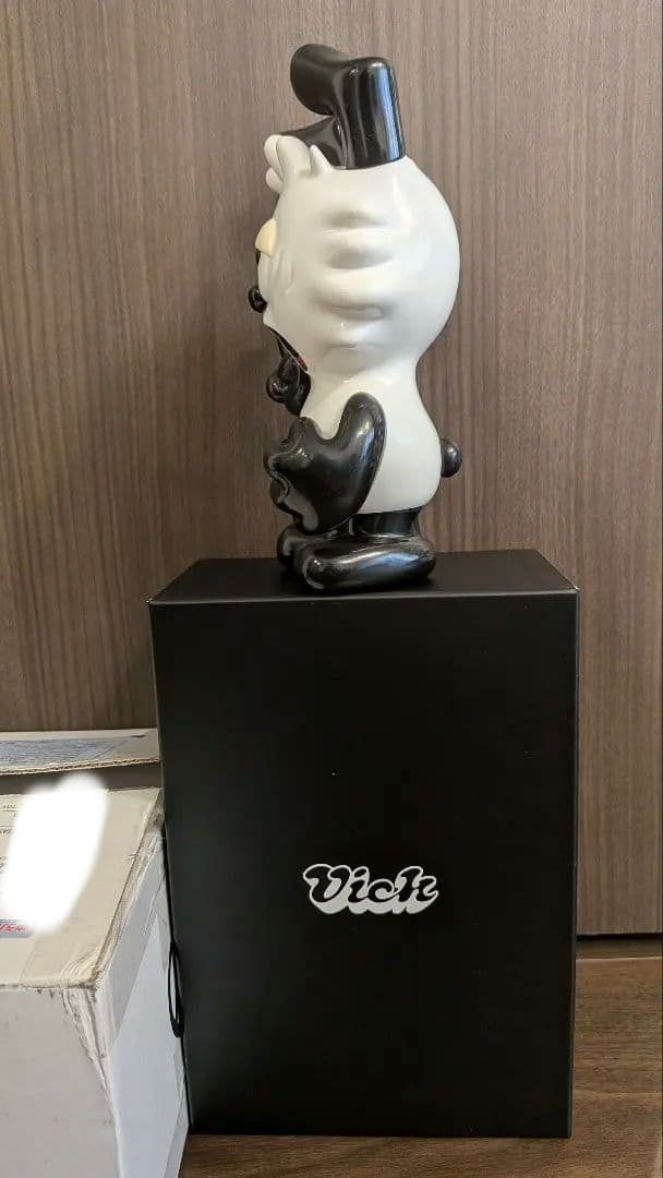 VERDY Vick フィギュア ComplexCon