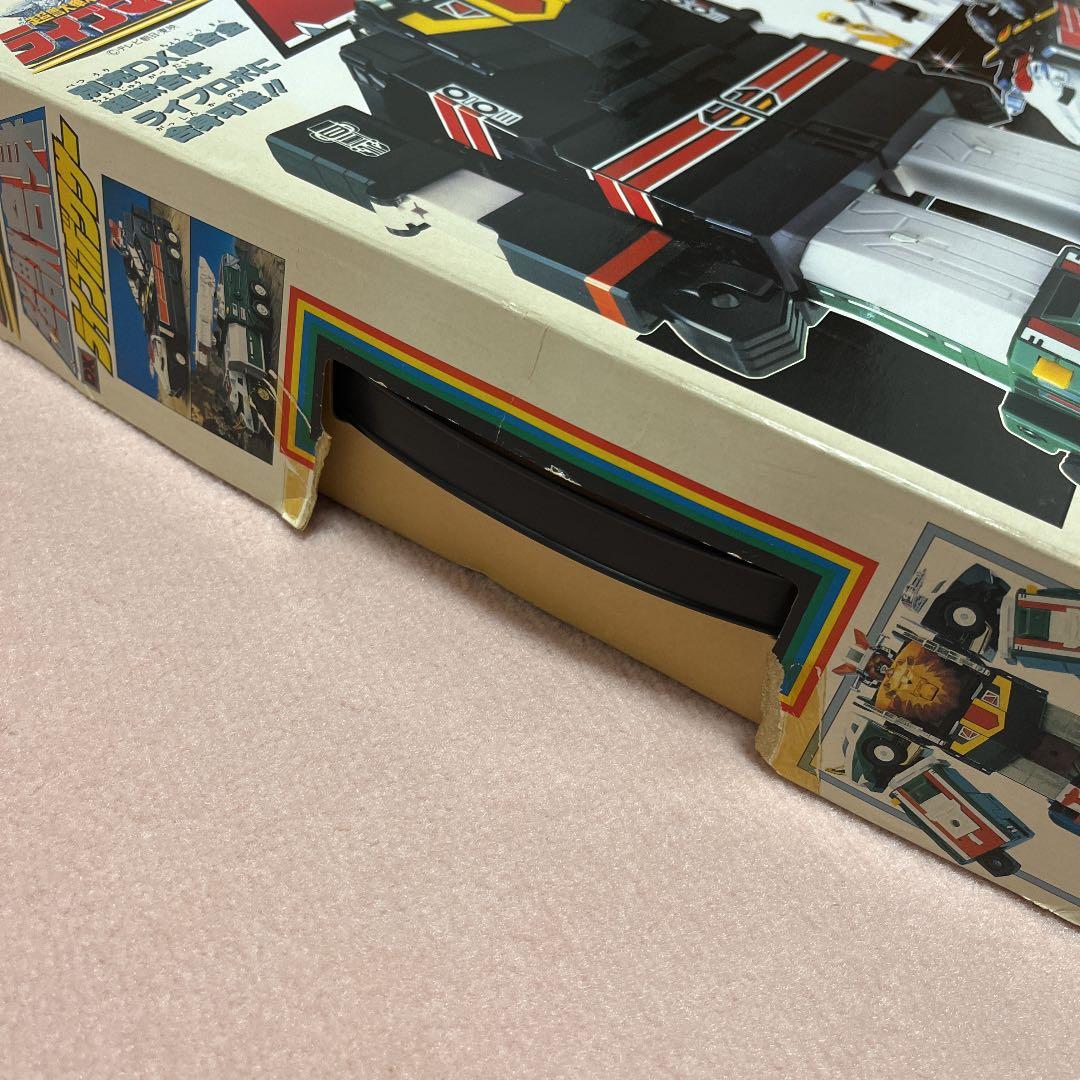 【絶版】【美品】【箱破れアリ】ライブマン　超獣合身 DXライブボクサー