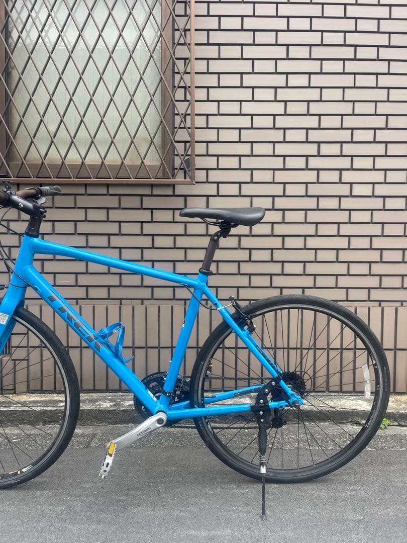 ク*ラ様 【大阪市内発送無料】TREK 7.4FXアルミクロスバイク 700C