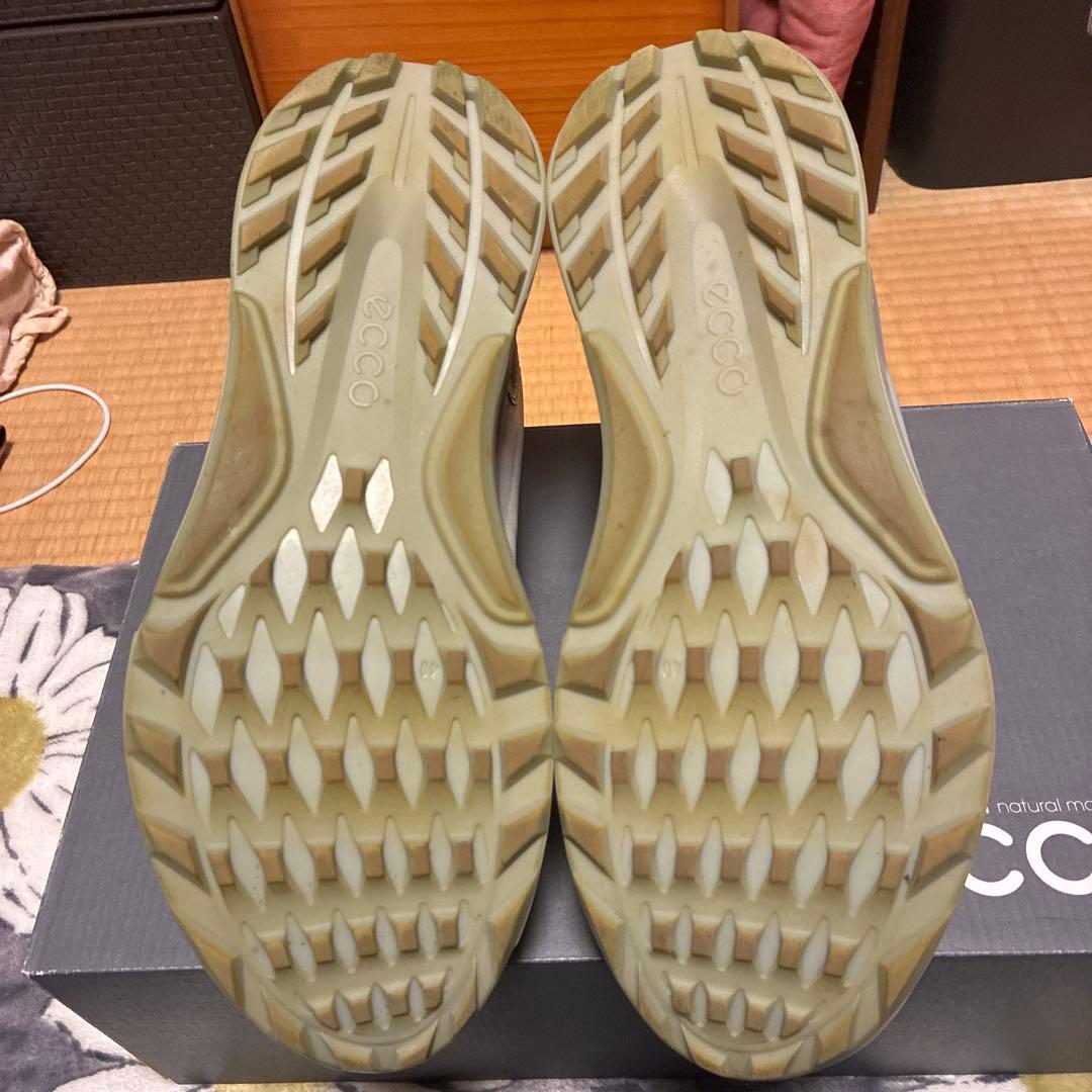 eccoゴルフシューズ バイオム C4 ボア EU40 ホワイト　箱付き