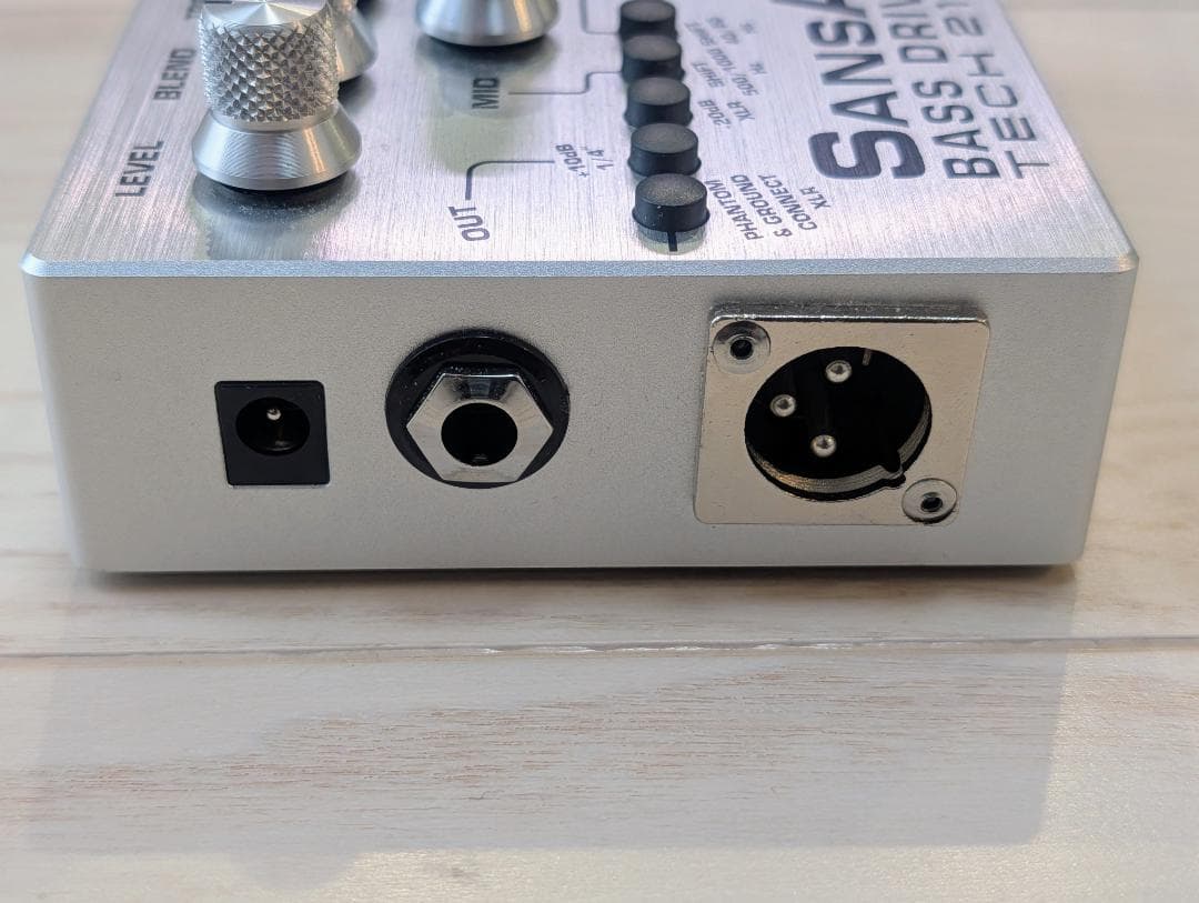 TECH21 BASS D DI V2 30周年記念限定モデル