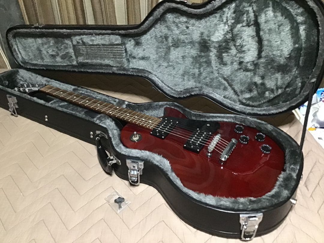Epiphone Les Paul ハードケース付