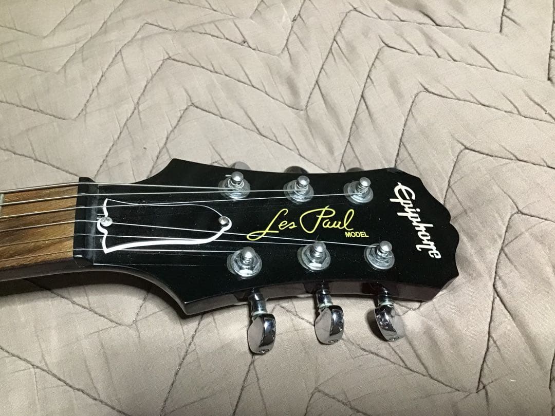 Epiphone Les Paul ハードケース付